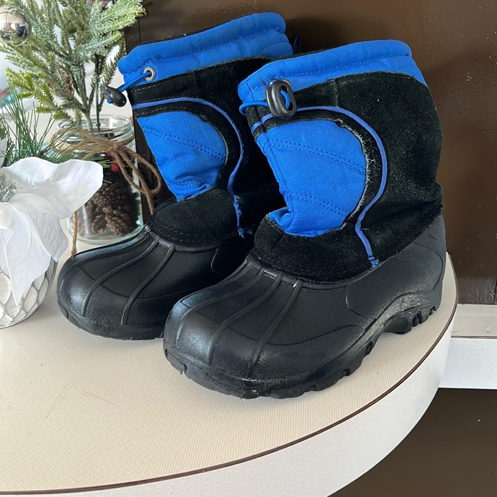 WINTER BOOTS SIZE 13-1